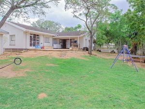 6 Bed House in Levyvale