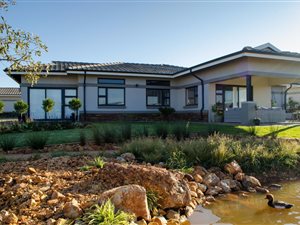 2 Bed Cluster in Benoni CBD