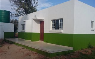 0.5 Bedroom House in Kameeldrift East
