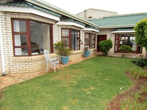 4 Bed House in Kabeljous