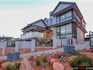 3 Bed House in The Hills