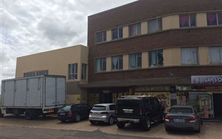 946 m² Commercial space in Bluff