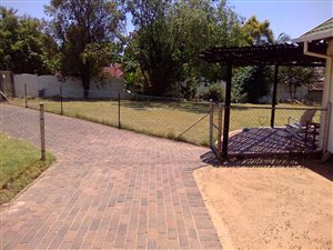 1 Bed Garden Cottage in Johannesburg North