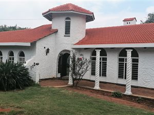 5 Bed House in Constantia Kloof