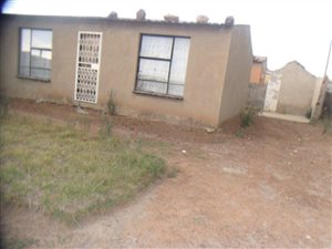 2 Bed House in Duduza