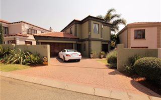 3 Bedroom House in Willowbrook