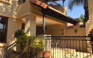 3 Bedroom Duplex in Boardwalk