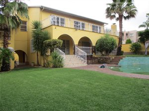 4 Bed House in Bruma