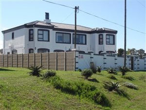 5 Bed House in Fraaiuitsig