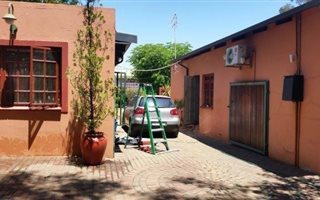 150 m² Commercial space in Edenvale
