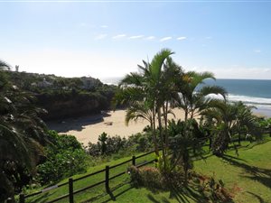 3 Bed Apartment in Uvongo
