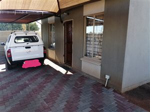 2 Bed House in Rosslyn