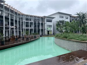 533 m² Office Space in Riverhorse Valley
