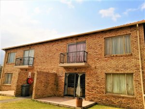 2 Bed Apartment in Ravensklip