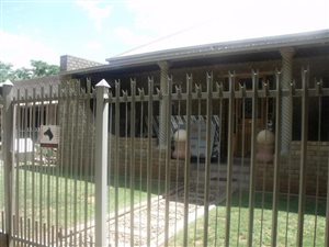 3 Bedroom House in Aliwal North