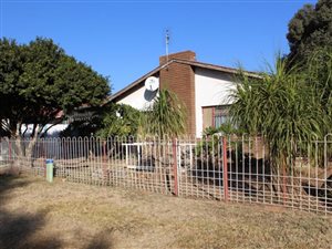 3 Bed House in Claremont