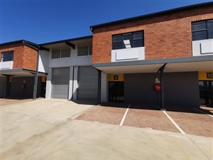 180 m² Commercial space in Cornubia
