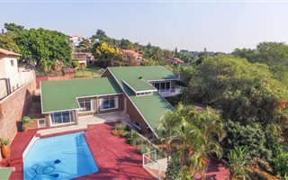 4 Bedroom House in Waterkloof Glen