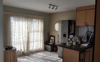 2 Bedroom Duplex in Freeway Park