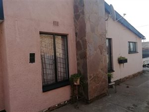 3 Bed House in Alra Park