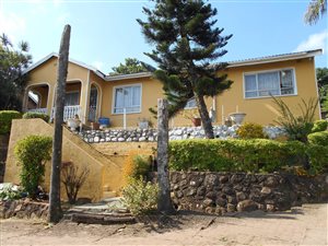 3 Bed House in Nagina