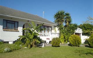 5 Bedroom House in Milnerton Central