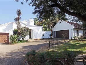 4 Bedroom House in Dalpark