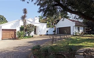 4 Bedroom House in Dalpark