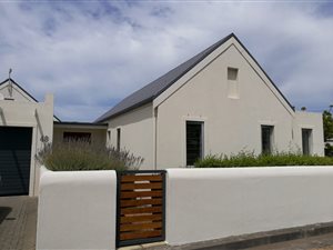 3 Bed House in Schonenberg Estate