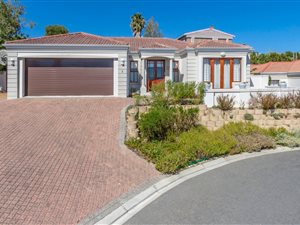 3 Bedroom Townhouse in Rome Glen
