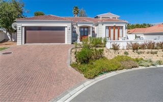 3 Bedroom Townhouse in Rome Glen