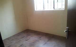 Bachelor apartment in Tembisa