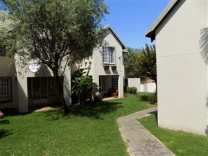 3 Bedroom Duplex in Bassonia