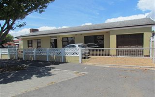 3 Bedroom House in Goodwood