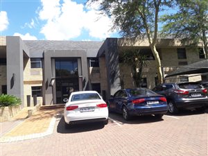 437 m² Commercial space in Bryanston