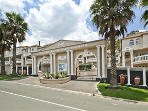 3 Bed Duplex in Bruma