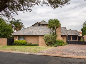 3 Bed House in Dainfern Golf Estate