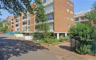 1 Bedroom Apartment in Parktown