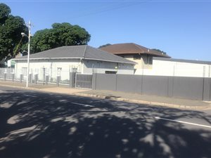 7 Bed House in Berea