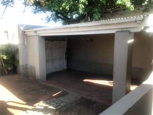 7 Bed House in Berea