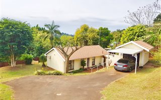 3 Bedroom House in Waterfall