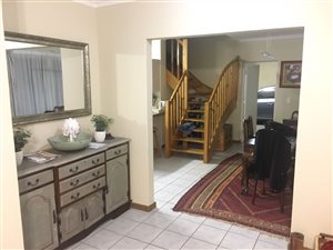4 Bed House in Highveld