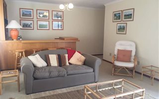 4 Bedroom House in Voelklip