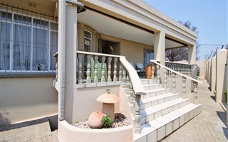 3 Bedroom House in Solheim