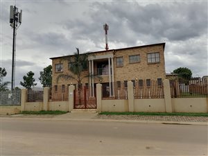 2024 m² Commercial space in Olievenhoutbosch