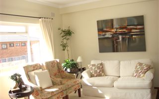 2 Bedroom Apartment in Fish Hoek