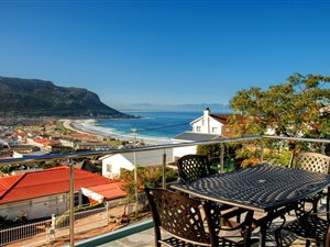5 Bed House in Fish Hoek