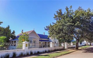 5 Bedroom House in Oatlands