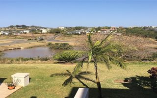 4 Bedroom Apartment in Palm Lakes Estate