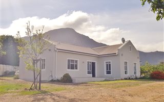 2 Bedroom House in Franschhoek